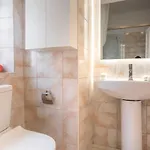 Daire Nadiona Red & Cream Korfu