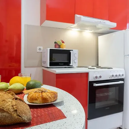 Nadiona Red & Cream * Corfu (city)