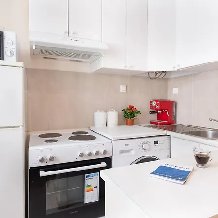 Nadiona Red & Cream דירה *