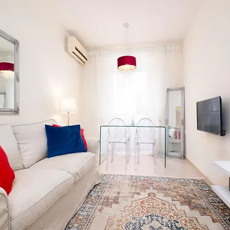 דירה Nadiona Red & Cream Corfu (city)