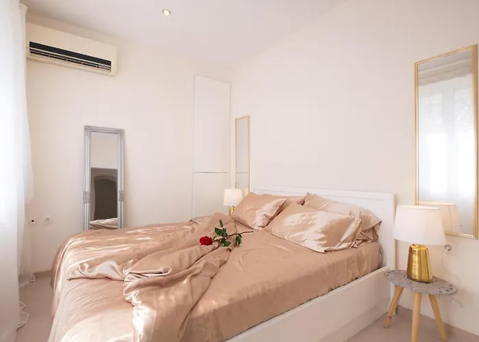 Nadiona Red & Cream דירה Corfu (city)