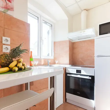 Nadiona Red & Cream Appartement Corfu (city)